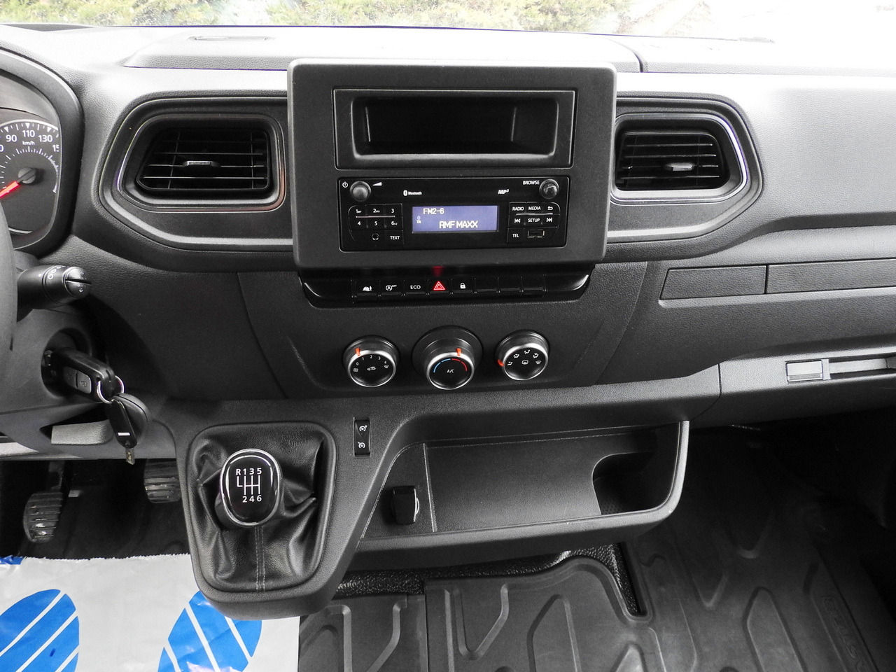 RENAULT MASTER TARPAULIN 10 PALLETS WEBASTO CRUISE CONTROL AIR CONDITIONING LED LIGHTS PNEUMATICS 165HP إيجار RENAULT MASTER TARPAULIN 10 PALLETS WEBASTO CRUISE CONTROL AIR CONDITIONING LED LIGHTS PNEUMATICS 165HP: صور 38 RENAULT MASTER TARPAULIN 10 PALLETS WEBASTO CRUISE CONTROL AIR CONDITIONING LED LIGHTS PNEUMATICS 165HP إيجار RENAULT MASTER TARPAULIN 10 PALLETS WEBASTO CRUISE CONTROL AIR CONDITIONING LED LIGHTS PNEUMATICS 165HP: صور 38