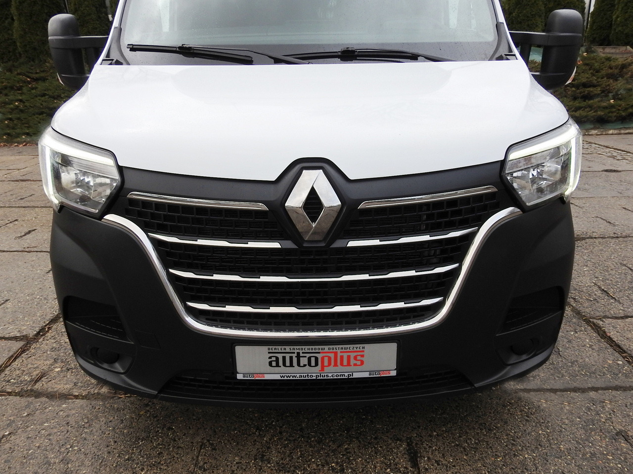 RENAULT MASTER TARPAULIN 10 PALLETS WEBASTO CRUISE CONTROL AIR CONDITIONING LED LIGHTS PNEUMATICS 165HP إيجار RENAULT MASTER TARPAULIN 10 PALLETS WEBASTO CRUISE CONTROL AIR CONDITIONING LED LIGHTS PNEUMATICS 165HP: صور 14 RENAULT MASTER TARPAULIN 10 PALLETS WEBASTO CRUISE CONTROL AIR CONDITIONING LED LIGHTS PNEUMATICS 165HP إيجار RENAULT MASTER TARPAULIN 10 PALLETS WEBASTO CRUISE CONTROL AIR CONDITIONING LED LIGHTS PNEUMATICS 165HP: صور 14