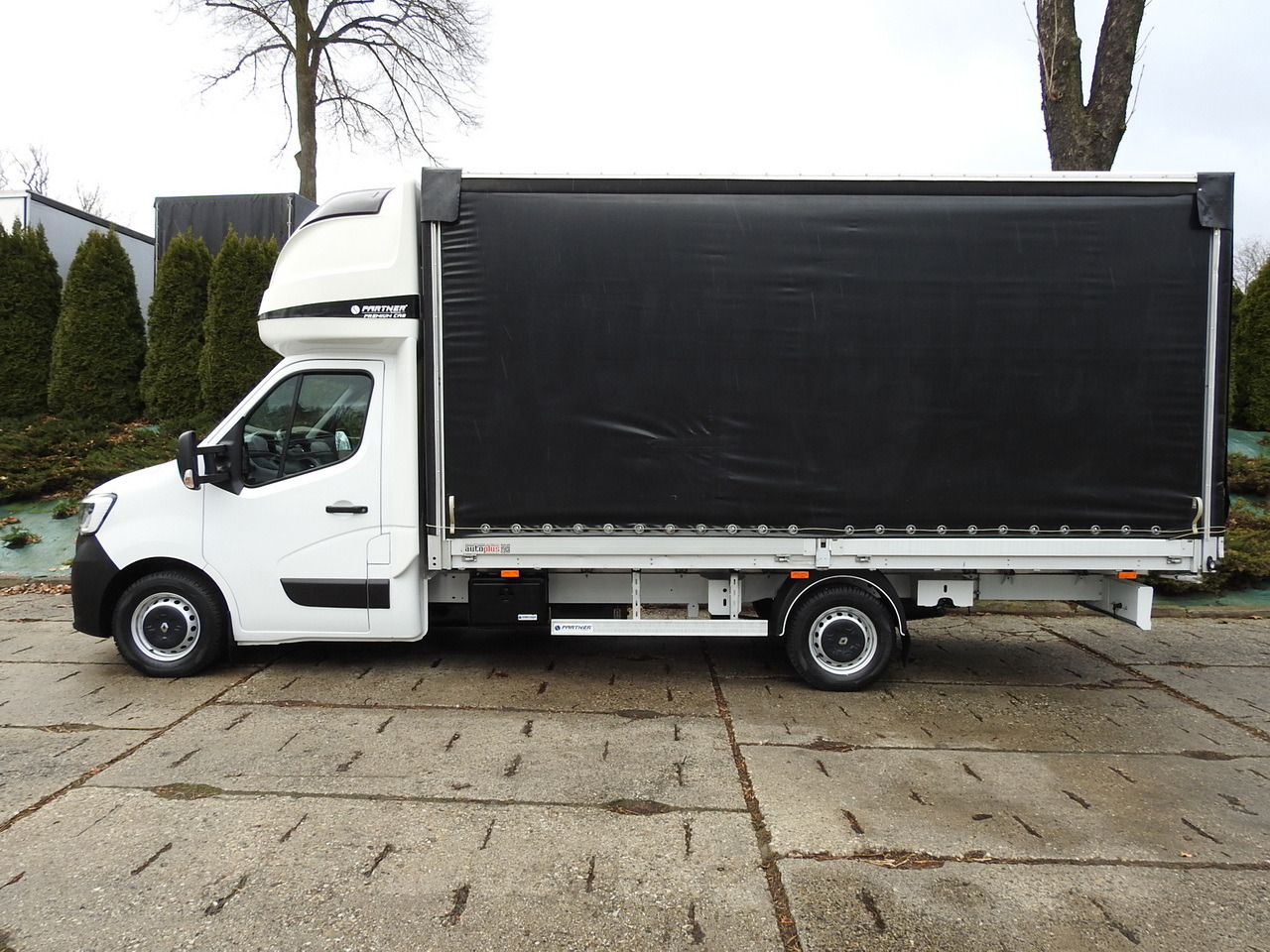 RENAULT MASTER TARPAULIN 10 PALLETS WEBASTO CRUISE CONTROL AIR CONDITIONING LED LIGHTS PNEUMATICS 165HP إيجار RENAULT MASTER TARPAULIN 10 PALLETS WEBASTO CRUISE CONTROL AIR CONDITIONING LED LIGHTS PNEUMATICS 165HP: صور 9 RENAULT MASTER TARPAULIN 10 PALLETS WEBASTO CRUISE CONTROL AIR CONDITIONING LED LIGHTS PNEUMATICS 165HP إيجار RENAULT MASTER TARPAULIN 10 PALLETS WEBASTO CRUISE CONTROL AIR CONDITIONING LED LIGHTS PNEUMATICS 165HP: صور 9