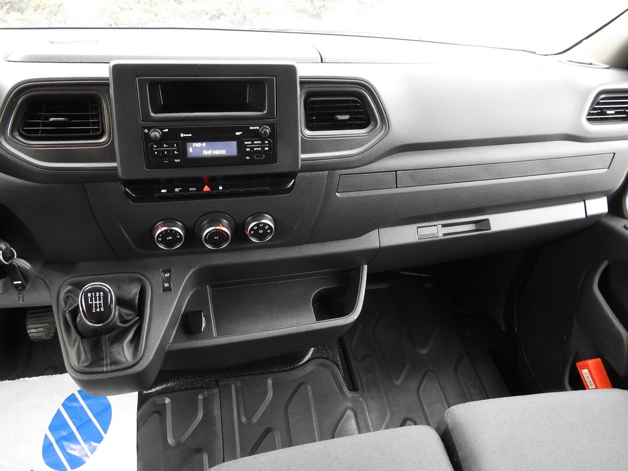 RENAULT MASTER TARPAULIN 10 PALLETS WEBASTO CRUISE CONTROL AIR CONDITIONING LED LIGHTS PNEUMATICS 165HP إيجار RENAULT MASTER TARPAULIN 10 PALLETS WEBASTO CRUISE CONTROL AIR CONDITIONING LED LIGHTS PNEUMATICS 165HP: صور 37 RENAULT MASTER TARPAULIN 10 PALLETS WEBASTO CRUISE CONTROL AIR CONDITIONING LED LIGHTS PNEUMATICS 165HP إيجار RENAULT MASTER TARPAULIN 10 PALLETS WEBASTO CRUISE CONTROL AIR CONDITIONING LED LIGHTS PNEUMATICS 165HP: صور 37