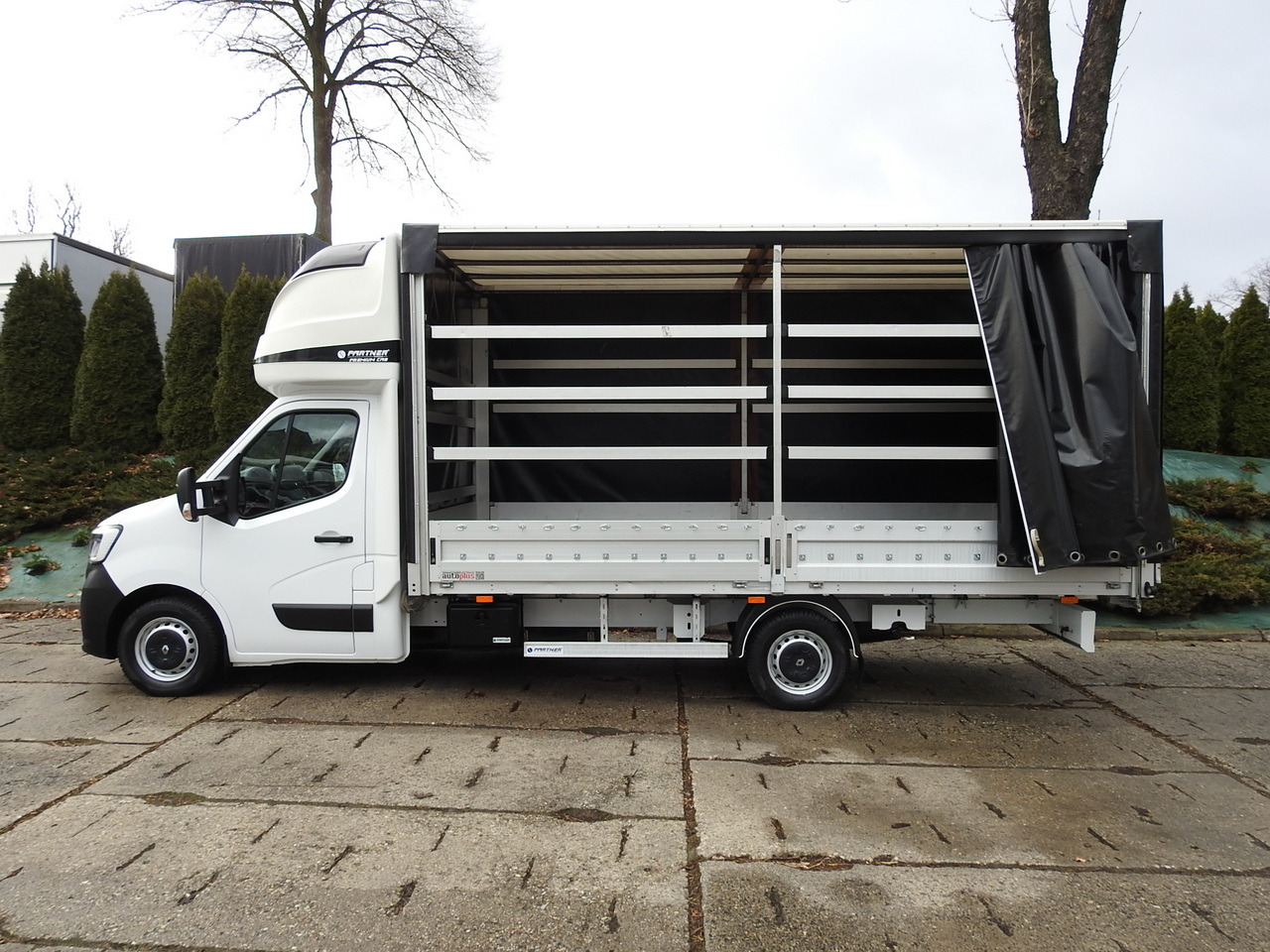 RENAULT MASTER TARPAULIN 10 PALLETS WEBASTO CRUISE CONTROL AIR CONDITIONING LED LIGHTS PNEUMATICS 165HP إيجار RENAULT MASTER TARPAULIN 10 PALLETS WEBASTO CRUISE CONTROL AIR CONDITIONING LED LIGHTS PNEUMATICS 165HP: صور 8 RENAULT MASTER TARPAULIN 10 PALLETS WEBASTO CRUISE CONTROL AIR CONDITIONING LED LIGHTS PNEUMATICS 165HP إيجار RENAULT MASTER TARPAULIN 10 PALLETS WEBASTO CRUISE CONTROL AIR CONDITIONING LED LIGHTS PNEUMATICS 165HP: صور 8