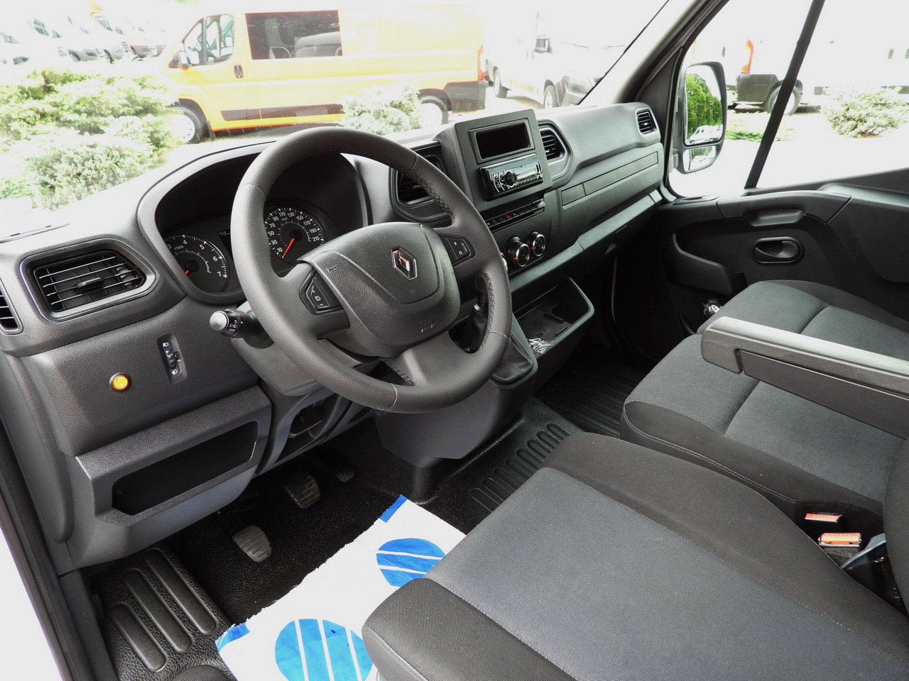 RENAULT MASTER TARPAULIN LIFT 10 PALLETS WEBASTO CRUISE CONTROL LED LIGHTS PNEUMATICS AIR CONDITIONING 165HP - الشاحنات الصغيرة ستائر: صور 2 RENAULT MASTER TARPAULIN LIFT 10 PALLETS WEBASTO CRUISE CONTROL LED LIGHTS PNEUMATICS AIR CONDITIONING 165HP - الشاحنات الصغيرة ستائر: صور 2