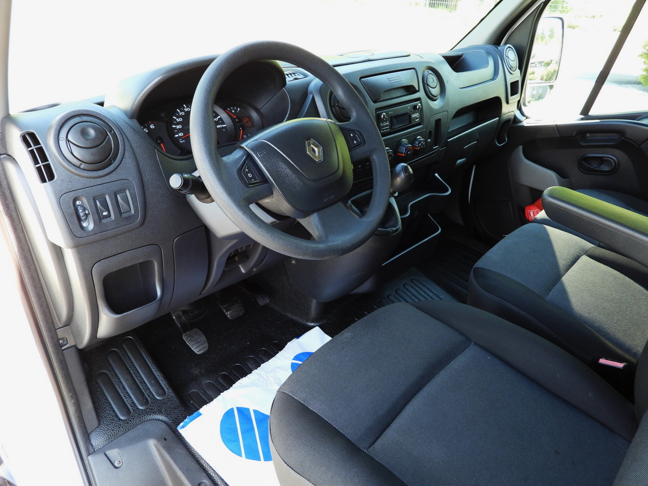 RENAULT MASTER TIPPER CRUISE CONTROL TWIN WHEELS AIR CONDITIONING 145HP - قلاب صغير: صور 2 RENAULT MASTER TIPPER CRUISE CONTROL TWIN WHEELS AIR CONDITIONING 145HP - قلاب صغير: صور 2