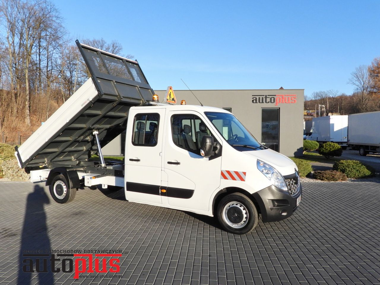 RENAULT MASTER TIPPER DOUBLE CABIN DOKA 7 SEATS CRUISE CONTROL AIR CONDITIONING 145HP - قلاب صغير: صور 1 RENAULT MASTER TIPPER DOUBLE CABIN DOKA 7 SEATS CRUISE CONTROL AIR CONDITIONING 145HP - قلاب صغير: صور 1