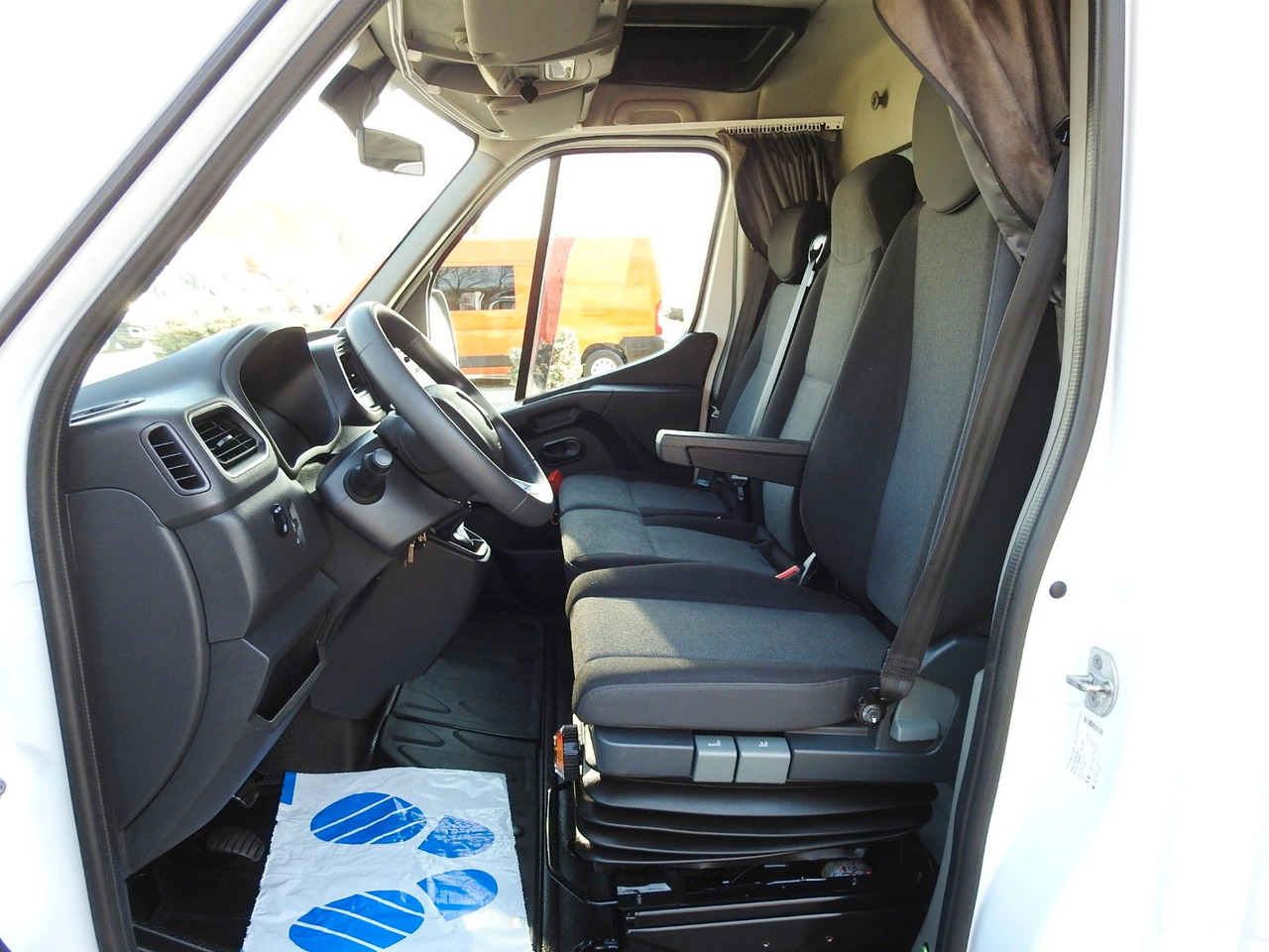جديد الشاحنات الصغيرة ستائر Renault MASTER  PRITSCHE PLANE 10 PALETTEN WEBASTO: صور 19