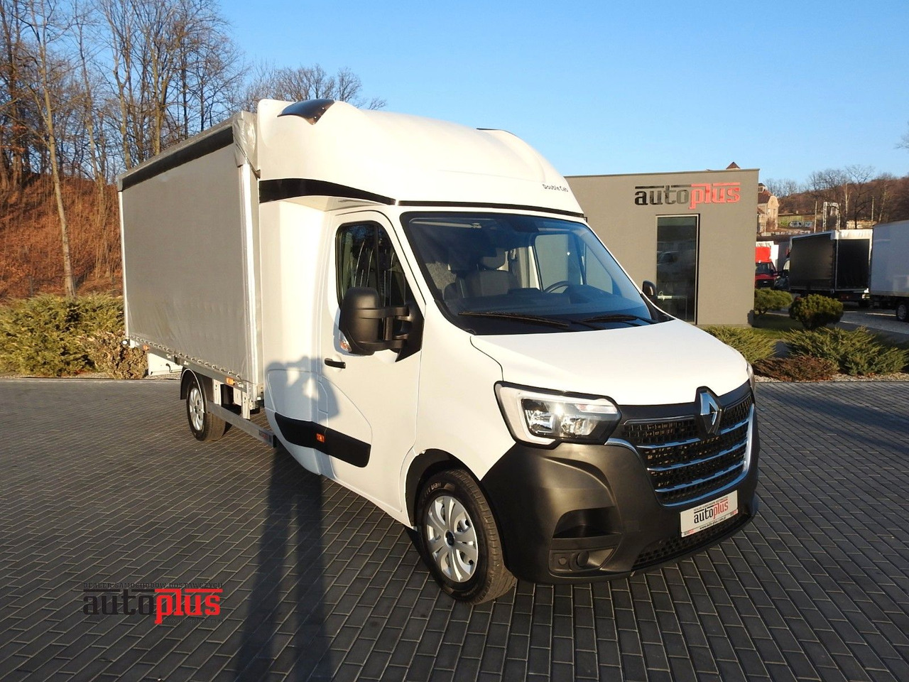 Renault MASTER PRITSCHE PLANE 8 PALETTEN WEBASTO - الشاحنات الصغيرة ستائر, الشاحنات الصغيرة كابينة مزدوجة: صور 1 Renault MASTER PRITSCHE PLANE 8 PALETTEN WEBASTO - الشاحنات الصغيرة ستائر, الشاحنات الصغيرة كابينة مزدوجة: صور 1