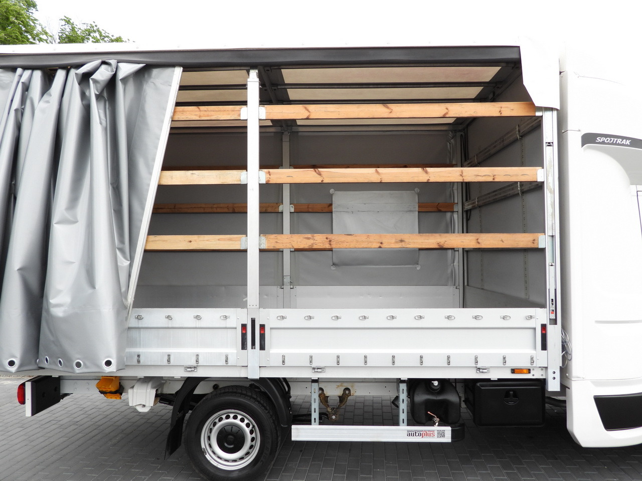 الشاحنات الصغيرة ستائر VOLKSWAGEN CRAFTER  TARPAULIN 8 PALLETS CRUISE CONTROL LED LIGHTS AIR CONDITIONING  180HP: صور 23