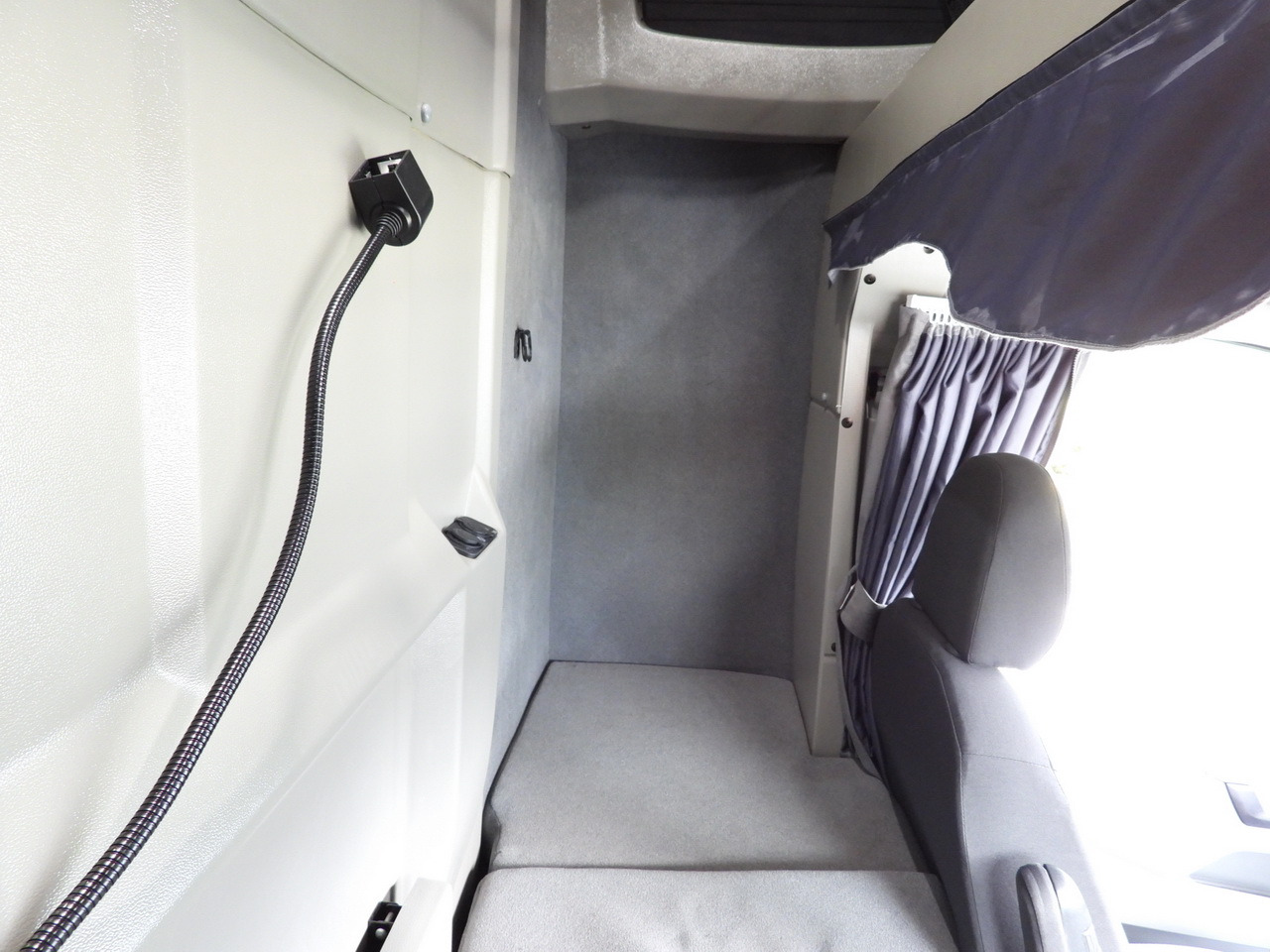 الشاحنات الصغيرة ستائر VOLKSWAGEN CRAFTER  TARPAULIN 8 PALLETS CRUISE CONTROL LED LIGHTS AIR CONDITIONING  180HP: صور 42