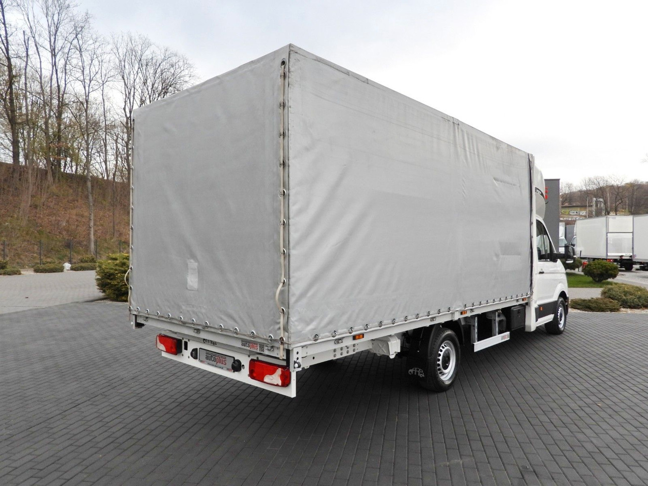 Volkswagen CRAFTER PRITSCHE PLANE 10 PALETTEN WEBASTO - الشاحنات الصغيرة ستائر: صور 3 Volkswagen CRAFTER PRITSCHE PLANE 10 PALETTEN WEBASTO - الشاحنات الصغيرة ستائر: صور 3