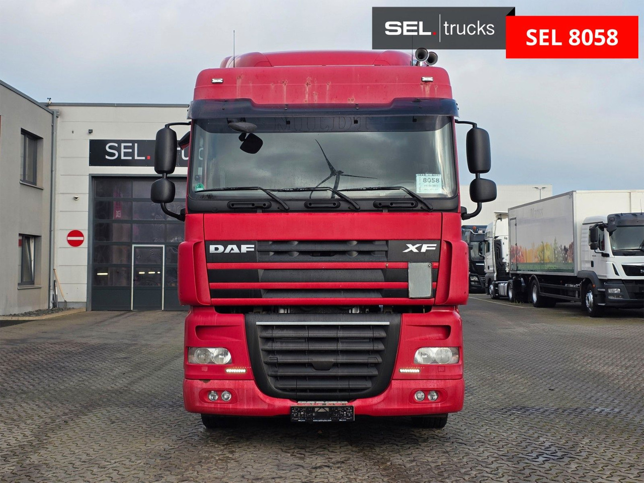 DAF XF 105.460 / ZF Intarder / Standklimaanlage - شاحنة جرار: صور 2 DAF XF 105.460 / ZF Intarder / Standklimaanlage - شاحنة جرار: صور 2