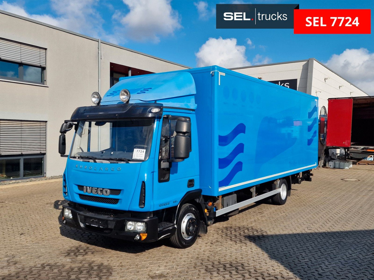 Iveco Eurocargo 100E22 / Ladebordwand / 3 Sitzen - بصندوق مغلق شاحنة: صور 1 Iveco Eurocargo 100E22 / Ladebordwand / 3 Sitzen - بصندوق مغلق شاحنة: صور 1