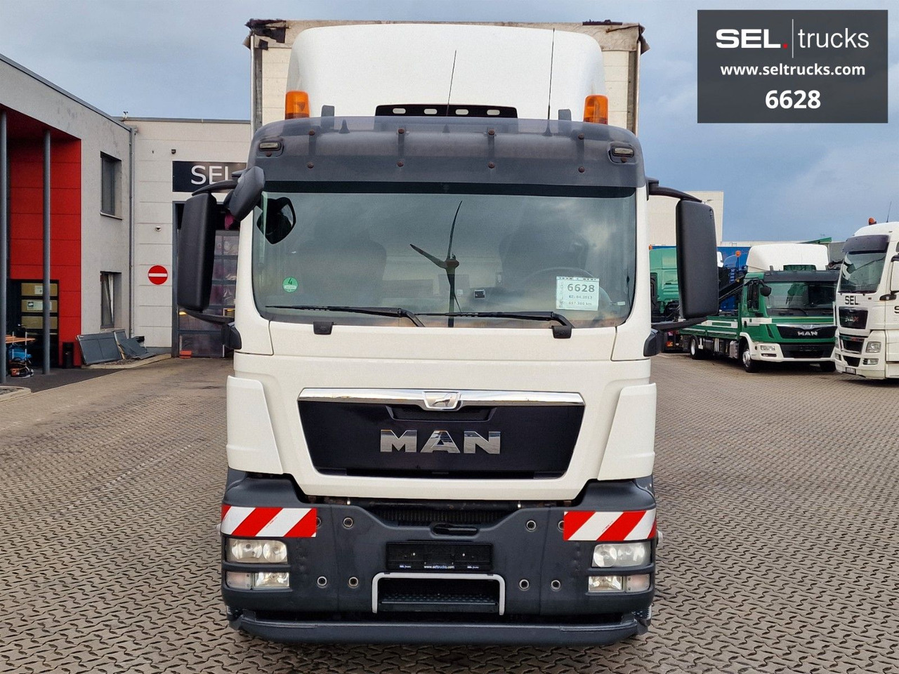 MAN TGS 26.360 / Palfinger PK 22002EH / Lenkachse MAN TGS 26.360 / Palfinger PK 22002EH / Lenkachse - شاحنة كرين, شاحنة ستارة: صور 4 MAN TGS 26.360 / Palfinger PK 22002EH / Lenkachse MAN TGS 26.360 / Palfinger PK 22002EH / Lenkachse - شاحنة كرين, شاحنة ستارة: صور 4
