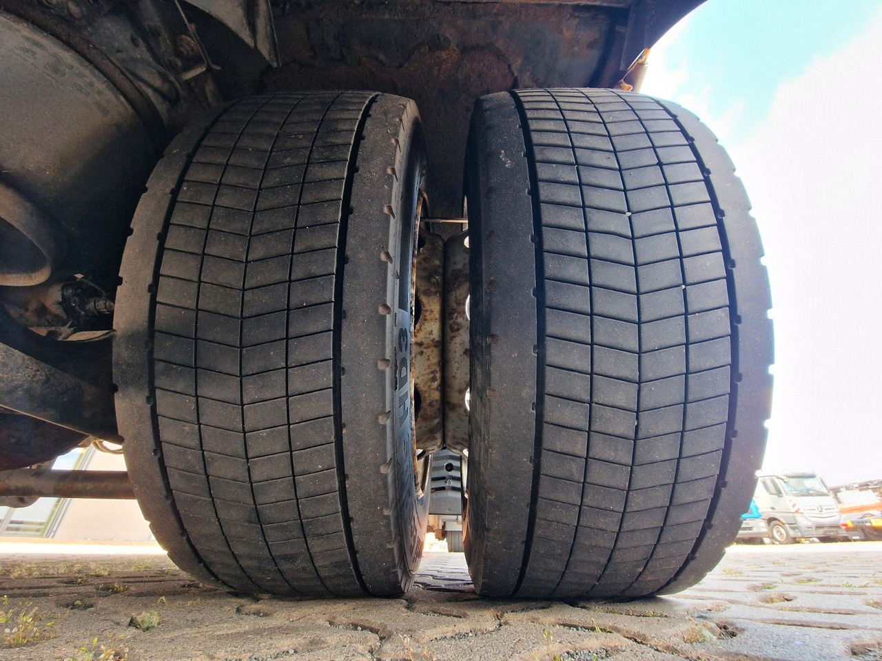 شاحنة ستارة MAN TGX 18.440 4X2 LL-U/ Intarder /Hubdach/Durchlade: صور 23