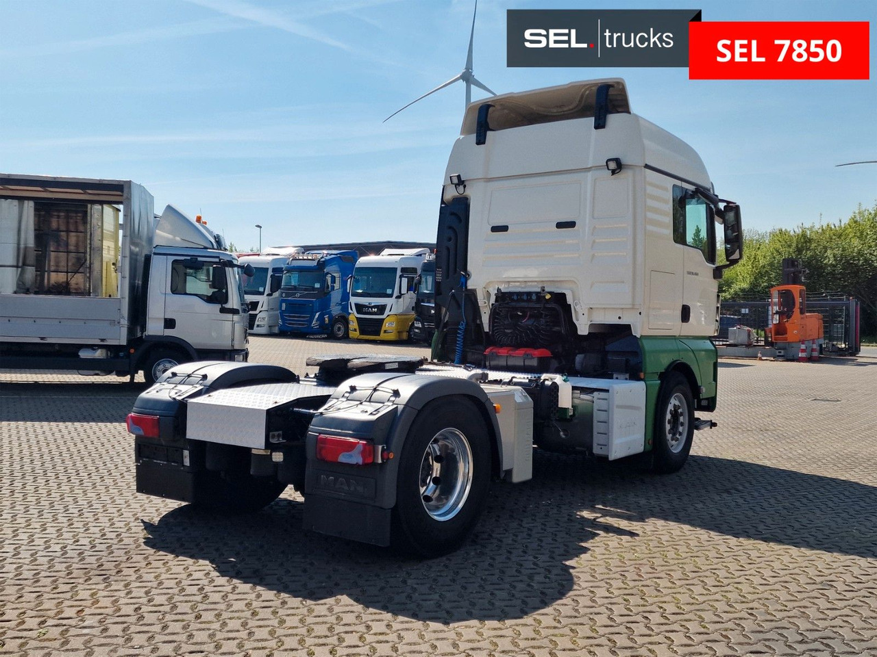 MAN TGX 18.460 4X2 BLS / Retarder / Kompressor - شاحنة جرار: صور 5 MAN TGX 18.460 4X2 BLS / Retarder / Kompressor - شاحنة جرار: صور 5