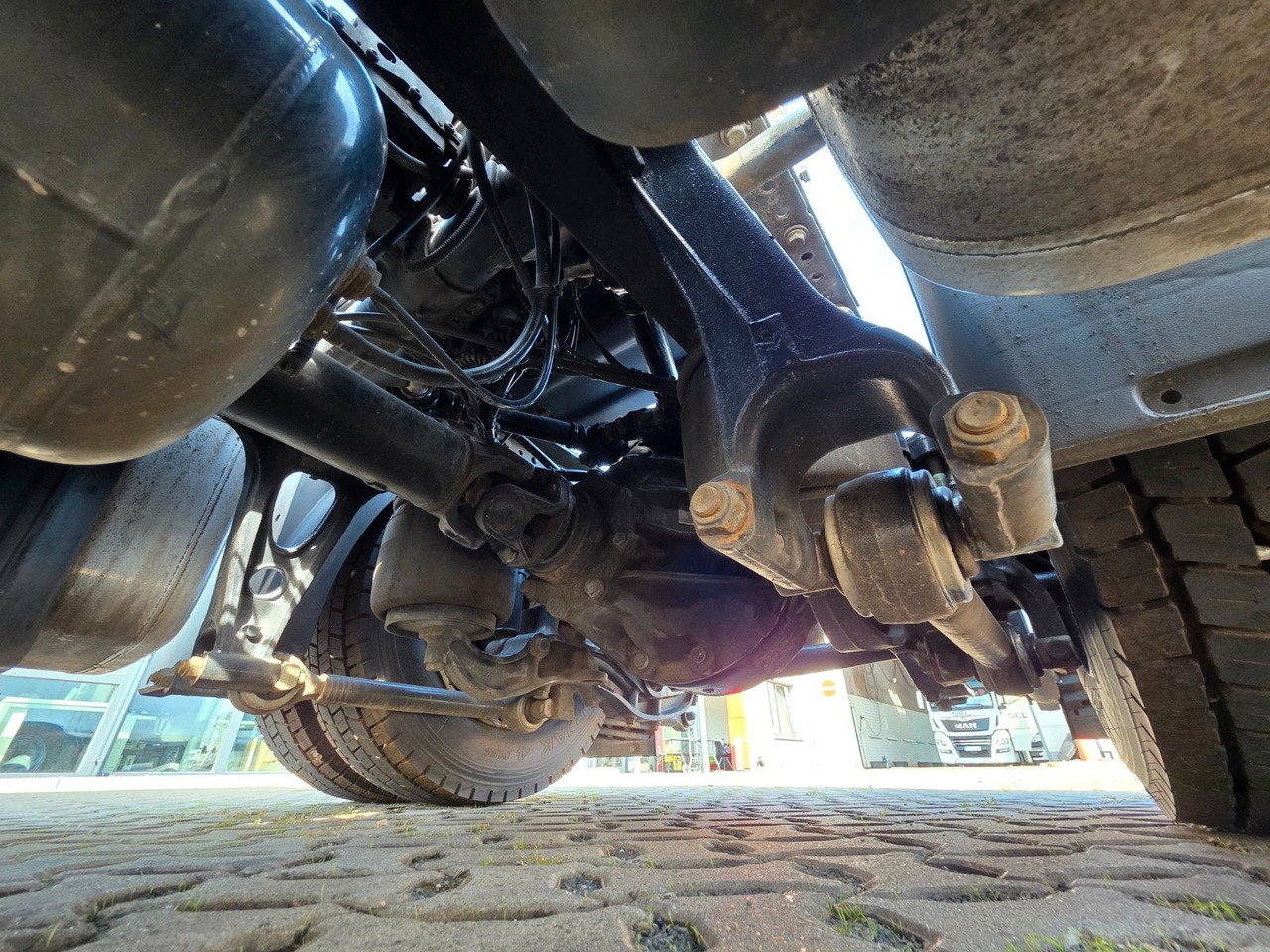 شاحنة جرار MAN TGX 18.460 4X2 LLS-U / Retarder: صور 23 شاحنة جرار MAN TGX 18.460 4X2 LLS-U / Retarder: صور 23