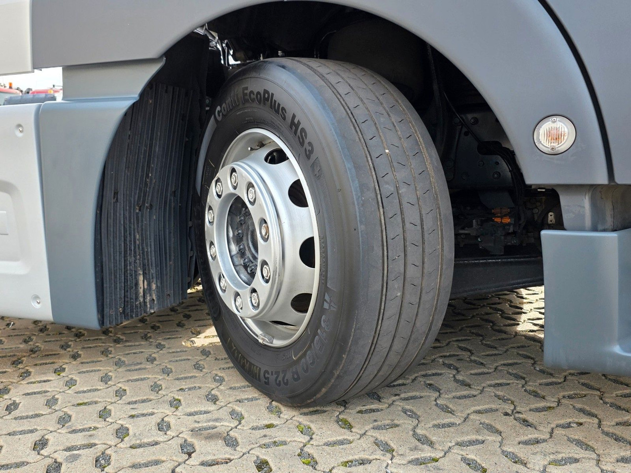 شاحنة جرار MAN TGX 18.460 4X2 LLS-U / Retarder: صور 48 شاحنة جرار MAN TGX 18.460 4X2 LLS-U / Retarder: صور 48