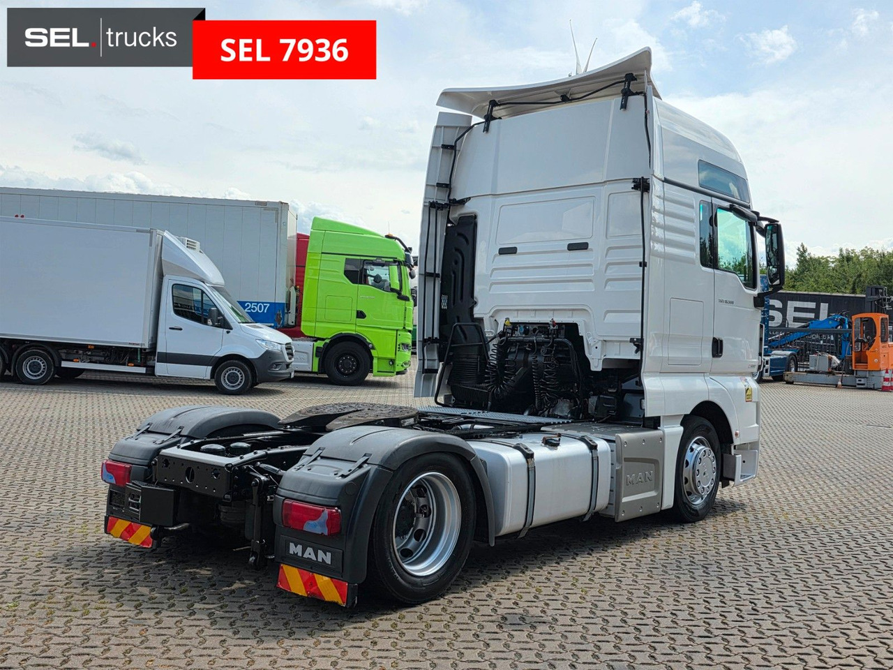 MAN TGX 18.500 4X2 LLS-U / Retarder / ADR AT - شاحنة جرار: صور 5 MAN TGX 18.500 4X2 LLS-U / Retarder / ADR AT - شاحنة جرار: صور 5