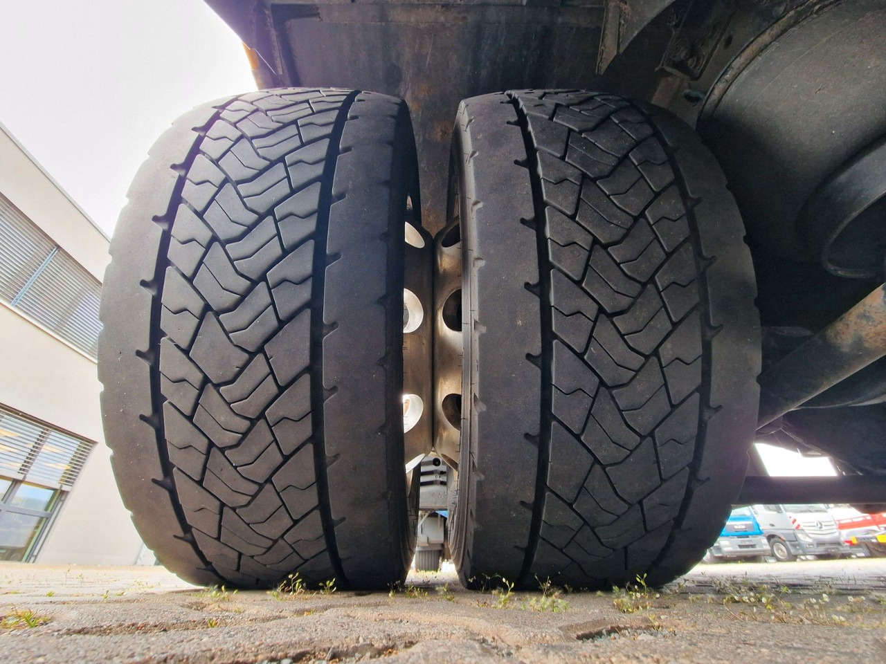 شاحنة ستارة MAN TGX 18.500 4x2 LL-U /Intarder/Druchlade/Hubdach: صور 26