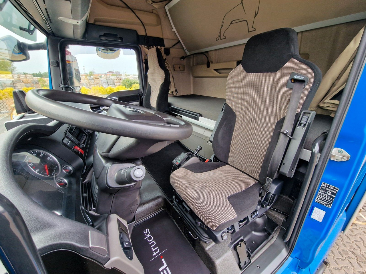 شاحنة ستارة MAN TGX 18.500 4x2 LL-U /Intarder/Druchlade/Hubdach: صور 14