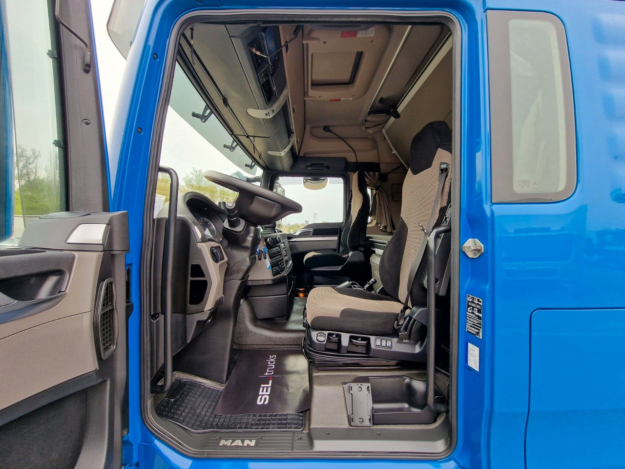 شاحنة ستارة MAN TGX 18.500 4x2 LL-U /Intarder/Druchlade/Hubdach: صور 13