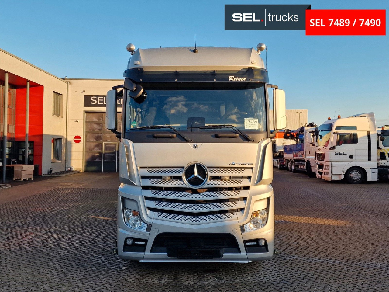 Mercedes-Benz Actros 2545 / Retarder / Alukappen / Standklima - شاحنة ستارة: صور 2 Mercedes-Benz Actros 2545 / Retarder / Alukappen / Standklima - شاحنة ستارة: صور 2