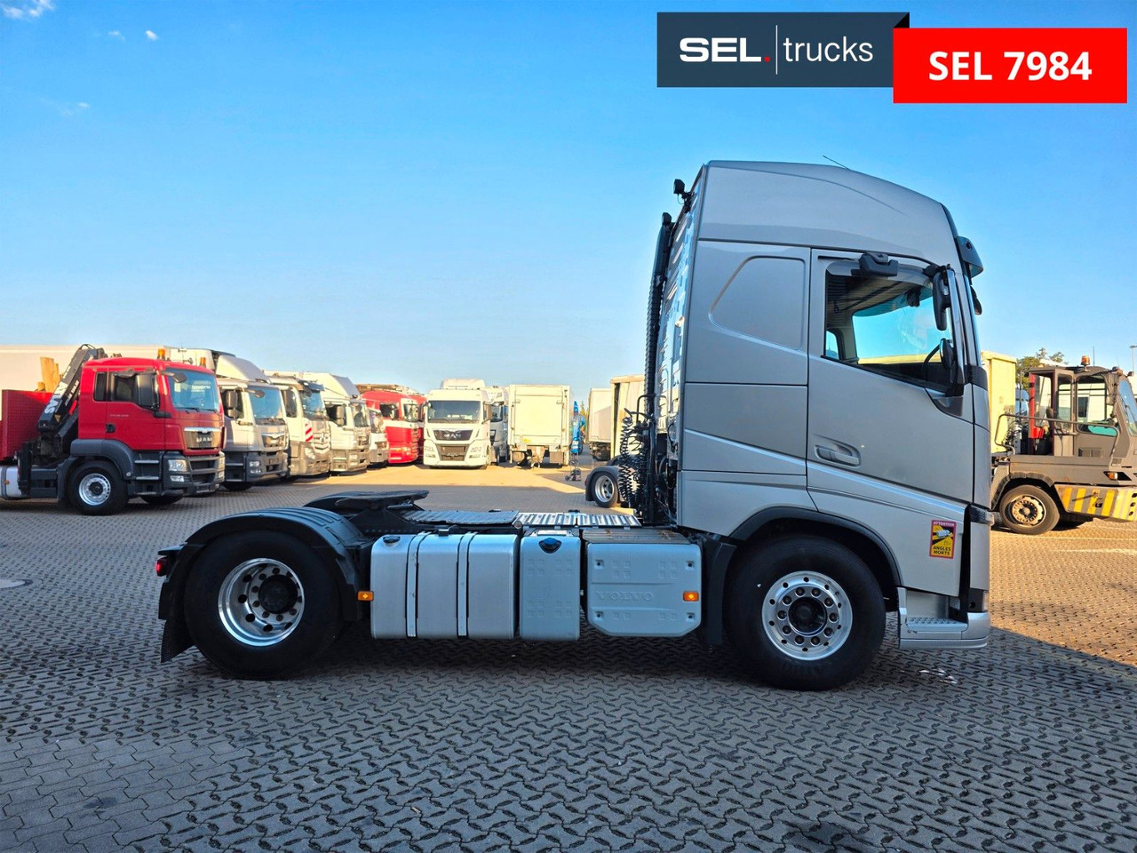 Volvo FH 460 / Nebenabtrieb / Standklimaanlage - شاحنة جرار: صور 4 Volvo FH 460 / Nebenabtrieb / Standklimaanlage - شاحنة جرار: صور 4
