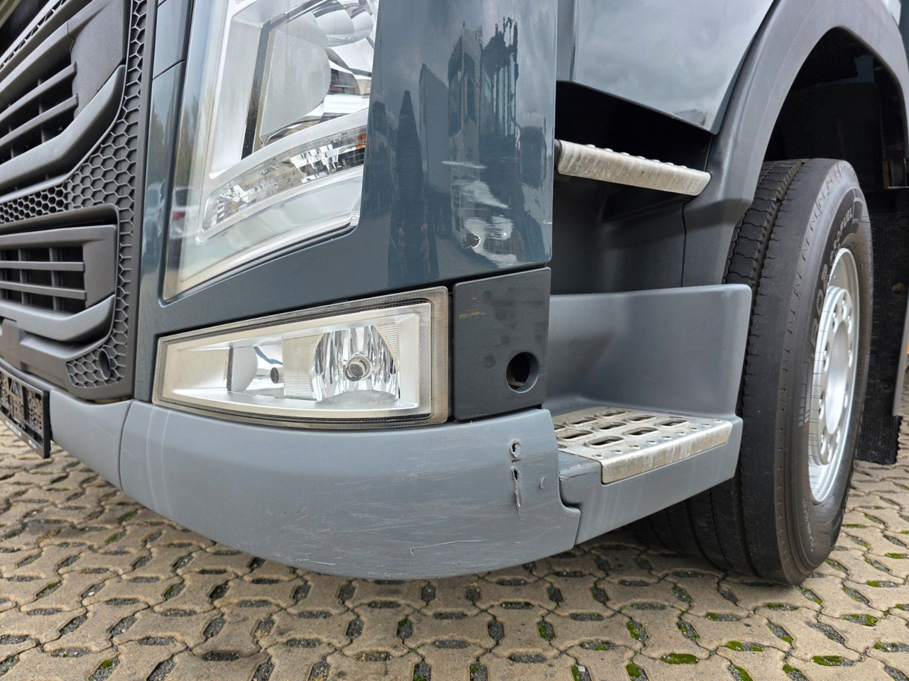 شاحنة ستارة Volvo FM 410 / Ladebordwand / Lenkachse: صور 48