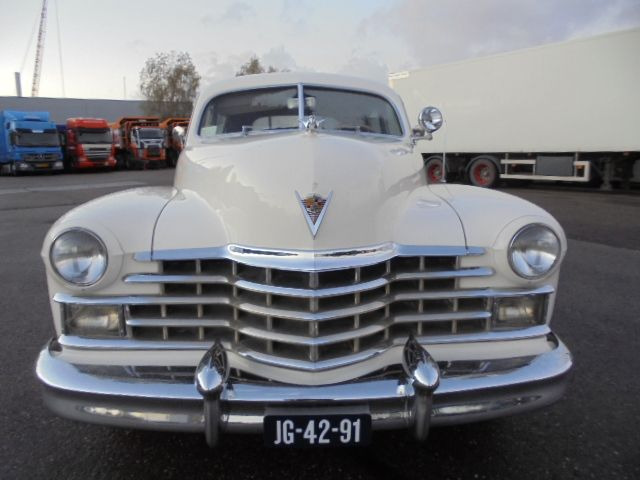 Cadillac Fleetwood sedan - سيدان: صور 2 Cadillac Fleetwood sedan - سيدان: صور 2