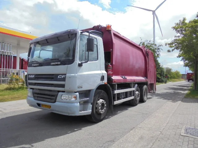 DAF CF 250 6x2 - شاحنة القمامة: صور 1 DAF CF 250 6x2 - شاحنة القمامة: صور 1