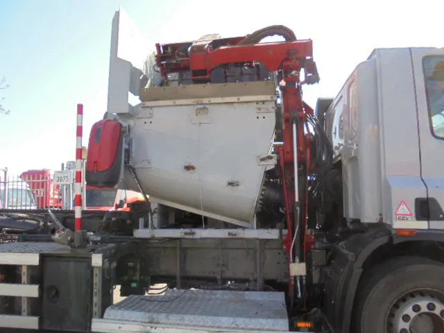 DAF CF 75.310 FAN 6x2 NL TRUCK - الشاسيه شاحنة: صور 4 DAF CF 75.310 FAN 6x2 NL TRUCK - الشاسيه شاحنة: صور 4