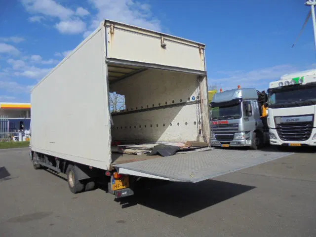 DAF LF 220 - بصندوق مغلق شاحنة: صور 4 DAF LF 220 - بصندوق مغلق شاحنة: صور 4