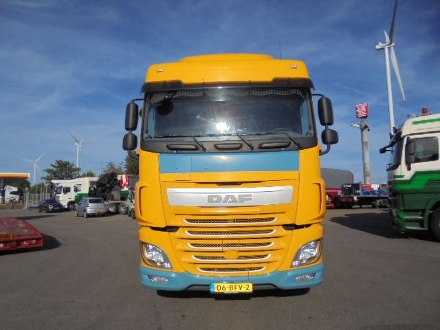 DAF XF 440 FT EUR6 - شاحنة جرار: صور 2 DAF XF 440 FT EUR6 - شاحنة جرار: صور 2
