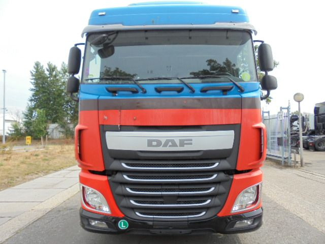 DAF XF 440 MEGA - شاحنة جرار: صور 2 DAF XF 440 MEGA - شاحنة جرار: صور 2