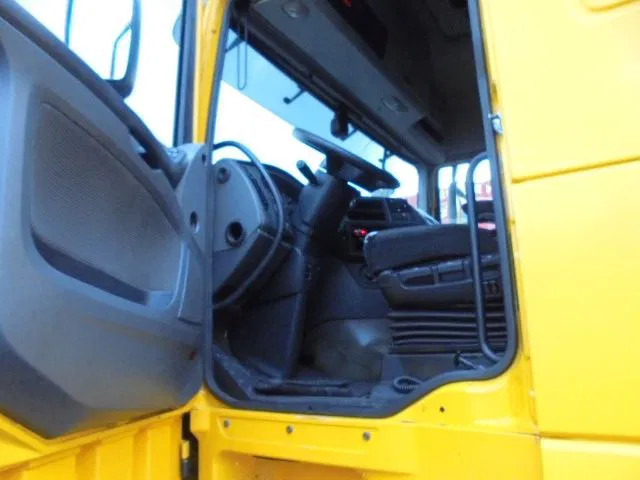 شاحنة جرار DAF XF 440: صور 9