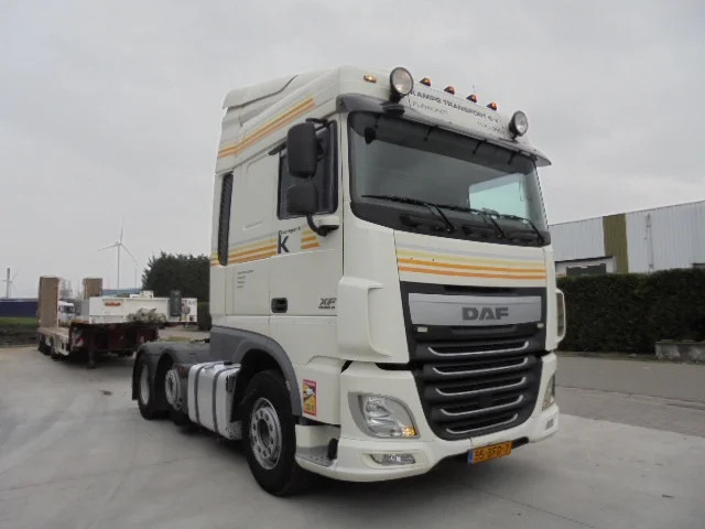DAF XF 460 - شاحنة جرار: صور 3 DAF XF 460 - شاحنة جرار: صور 3