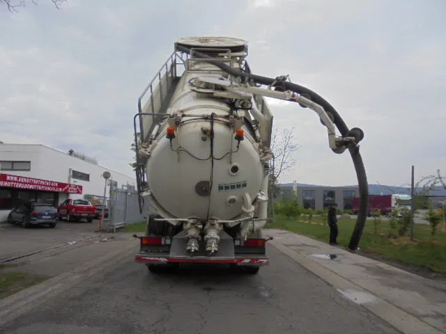 Ginaf X 4243 TS 8X4 NL TRUCK - فراغ شاحنة: صور 4 Ginaf X 4243 TS 8X4 NL TRUCK - فراغ شاحنة: صور 4