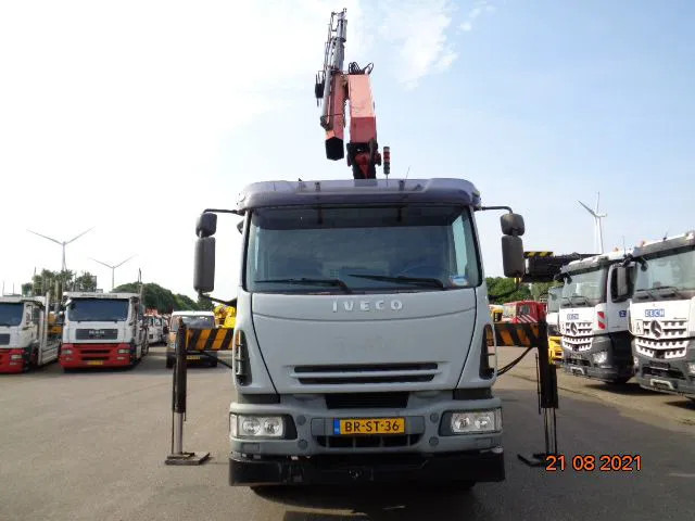 Iveco C3127N - شاحنة القمامة: صور 2 Iveco C3127N - شاحنة القمامة: صور 2