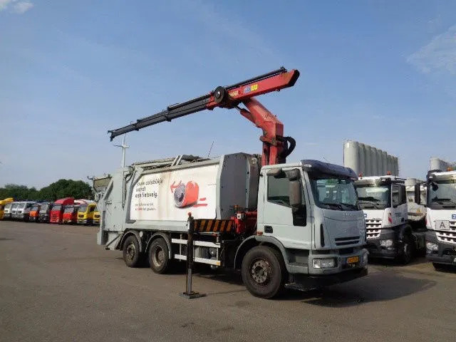 Iveco C3127N - شاحنة القمامة: صور 3 Iveco C3127N - شاحنة القمامة: صور 3