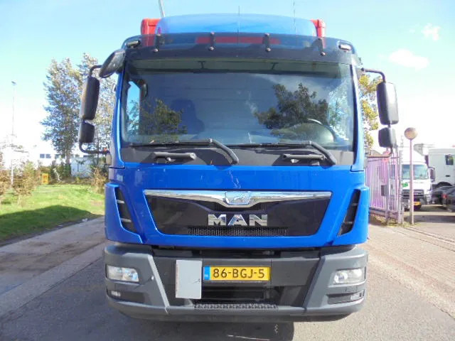 MAN TGM 12.250 - بصندوق مغلق شاحنة: صور 2 MAN TGM 12.250 - بصندوق مغلق شاحنة: صور 2