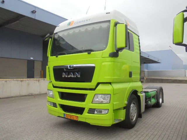 MAN TGX COMPRESSOR + HYDRO NL TRUCK - شاحنة جرار: صور 1 MAN TGX COMPRESSOR + HYDRO NL TRUCK - شاحنة جرار: صور 1