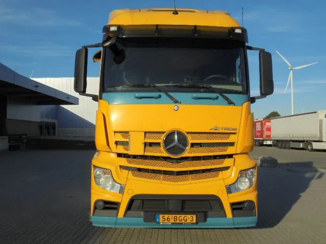 Mercedes-Benz Actros 1840 - شاحنة جرار: صور 2 Mercedes-Benz Actros 1840 - شاحنة جرار: صور 2