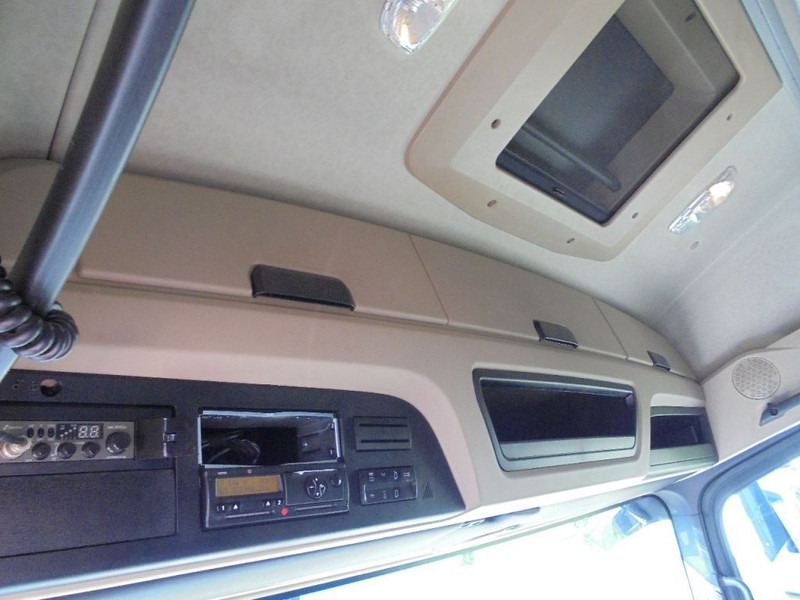 شاحنة جرار Mercedes-Benz Actros 1842 EUR6: صور 15 شاحنة جرار Mercedes-Benz Actros 1842 EUR6: صور 15