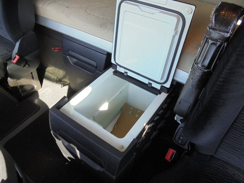 شاحنة جرار Mercedes-Benz Actros 1842 EUR6: صور 11 شاحنة جرار Mercedes-Benz Actros 1842 EUR6: صور 11