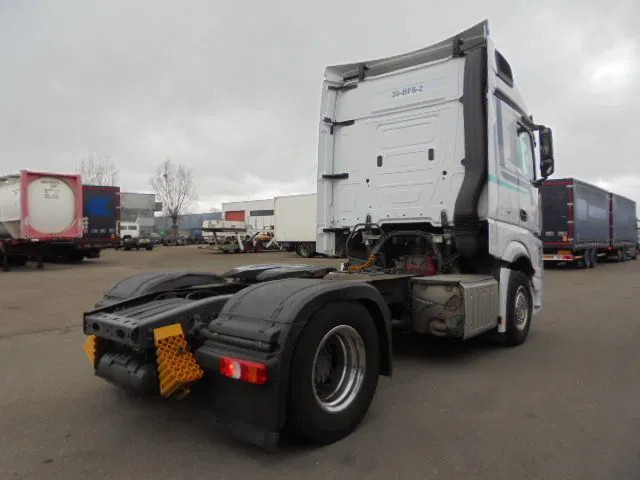 Mercedes-Benz Actros 1842 LS EUR6 - شاحنة جرار: صور 4 Mercedes-Benz Actros 1842 LS EUR6 - شاحنة جرار: صور 4