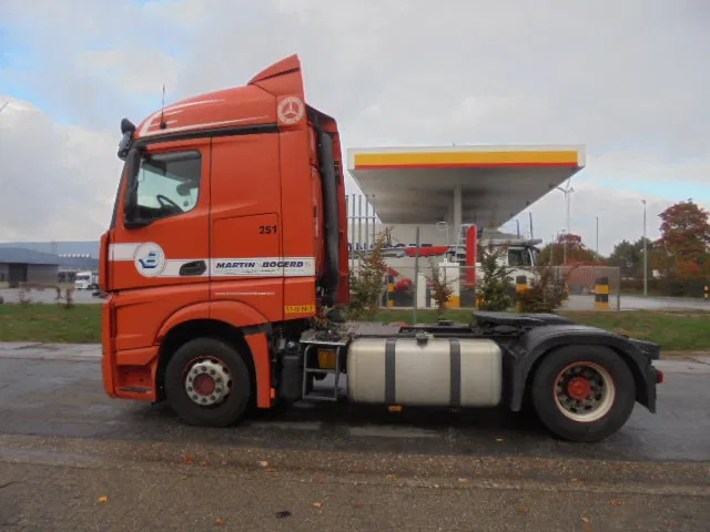 شاحنة جرار Mercedes-Benz Actros 1842 LS NL TRUCK TUV 06-2026: صور 8 شاحنة جرار Mercedes-Benz Actros 1842 LS NL TRUCK TUV 06-2026: صور 8