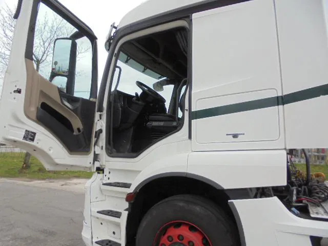 شاحنة جرار Mercedes-Benz Actros 1939 LS: صور 11 شاحنة جرار Mercedes-Benz Actros 1939 LS: صور 11