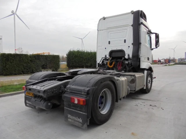 Mercedes-Benz Actros 1943 LS EUR6 - شاحنة جرار: صور 4 Mercedes-Benz Actros 1943 LS EUR6 - شاحنة جرار: صور 4