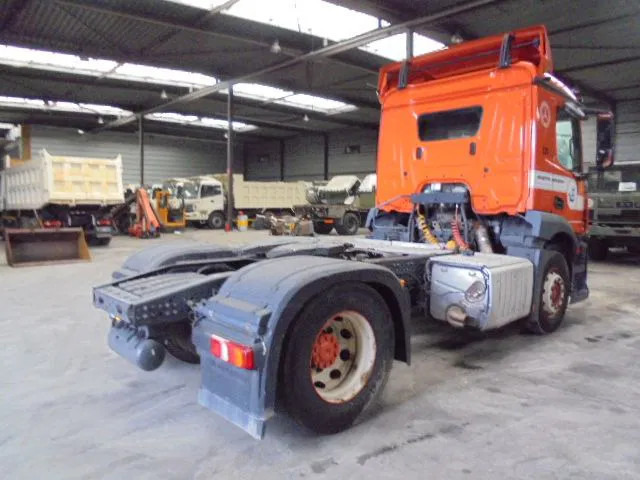 Mercedes-Benz Antos 1832 CABINE SCHADE FOR PARTS - شاحنة جرار: صور 5 Mercedes-Benz Antos 1832 CABINE SCHADE FOR PARTS - شاحنة جرار: صور 5