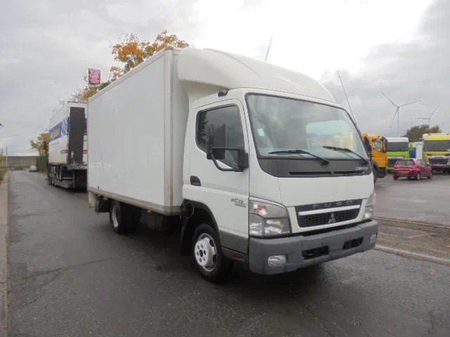 Mitsubishi Canter 3C13 LOW KM - الشاحنات الصغيرة صندوق مغلق, الشاحنات الصغيرة كابينة مزدوجة: صور 3 Mitsubishi Canter 3C13 LOW KM - الشاحنات الصغيرة صندوق مغلق, الشاحنات الصغيرة كابينة مزدوجة: صور 3