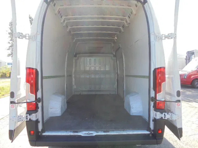 Opel Movano L3H2 2.2L BLUE HDI 165 - فان: صور 5 Opel Movano L3H2 2.2L BLUE HDI 165 - فان: صور 5